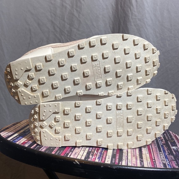 Wmns Nike Day Break Sail Snakeskin Sneakers - Picture 13 of 15